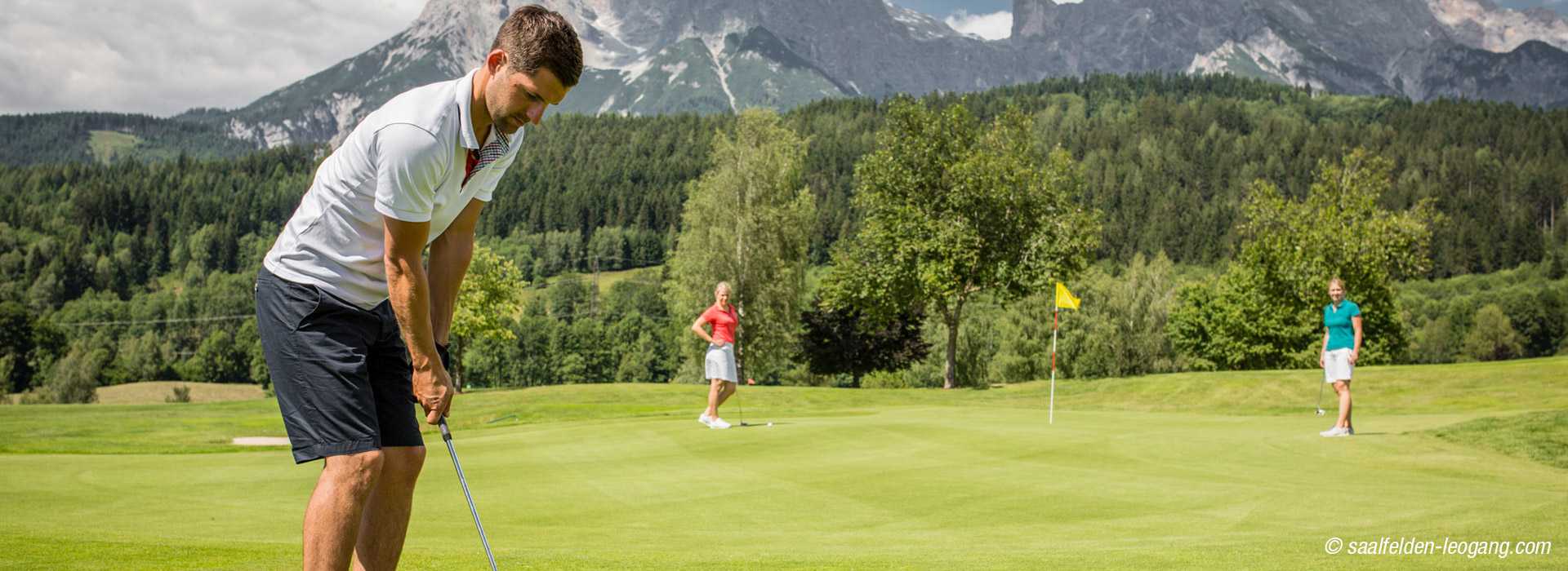 Golfen mit Freunden